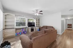 8001 N Ola Ave, Tampa, FL 33604 - Photo 9