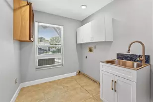 2111 Paddock Cir, Dunedin, FL 34698 - Photo 49