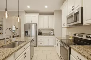 11636 Crowned Sparrow Ln, Tampa, FL 33626 - Photo 15