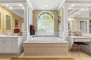 10260 Waters Edge Ct, Weeki Wachee, FL 34613 - Photo 37