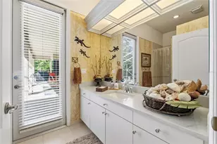 10260 Waters Edge Ct, Weeki Wachee, FL 34613 - Photo 39