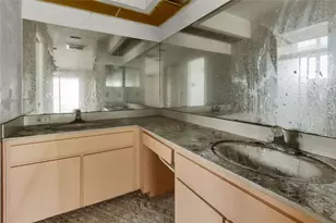 3017 Bayshore Dr, Spring Hill, FL 34608 - Photo 13