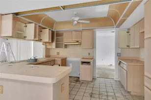 3017 Bayshore Dr, Spring Hill, FL 34608 - Photo 15