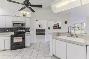 13377 Bolton Ct, Spring Hill, FL 34609 - Photo 19