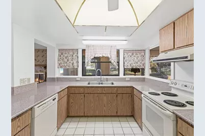 2351 Palm Springs Court, Spring Hill, FL 34606 - Photo 23