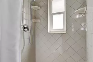 1272 Jasmine Lake Dr, Tarpon Springs, FL 34689 - Photo 33