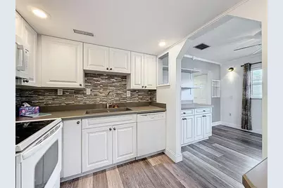 11832 Boynton Lane #24B, New Port Richey, FL 34654 - Photo 3