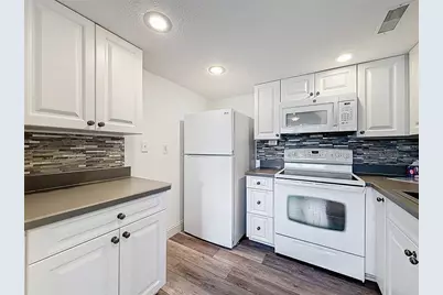 11832 Boynton Lane #24B, New Port Richey, FL 34654 - Photo 15