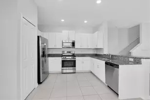 8299 Birch Hvn Ln, New Port Richey, FL 34655 - Photo 21