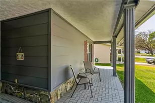 2252 Pebble Beach Dr, Spring Hill, FL 34606 - Photo 41