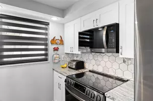 15627 Donzi Dr, Hudson, FL 34667 - Photo 31