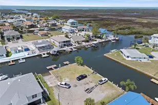 15627 Donzi Dr, Hudson, FL 34667 - Photo 71