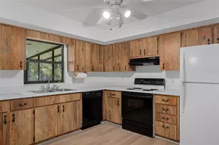 7095 W Greenwood Ln, Crystal River, FL 34429 - Photo 11