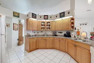 4221 Neff Lk Rd, Brooksville, FL 34601 - Photo 15