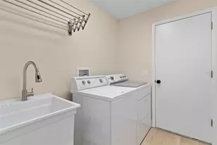 8143 Laurel Green Dr, Spring Hill, FL 34606 - Photo 43