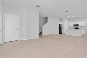10881 Molasses Wy, New Port Richey, FL 34655 - Photo 7