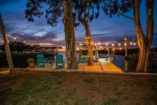 1626 Seabreeze Dr, Tarpon Springs, FL 34689 - Photo 83