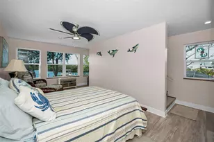 1626 Seabreeze Dr, Tarpon Springs, FL 34689 - Photo 49