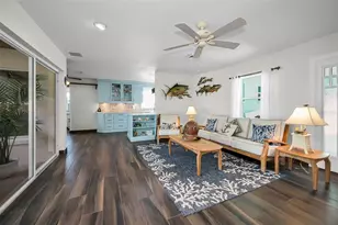 1626 Seabreeze Dr, Tarpon Springs, FL 34689 - Photo 21