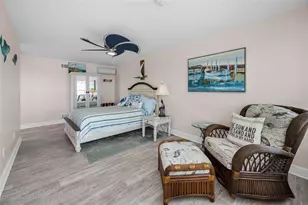 1626 Seabreeze Dr, Tarpon Springs, FL 34689 - Photo 49