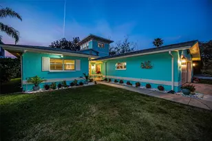 1626 Seabreeze Dr, Tarpon Springs, FL 34689 - Photo 15