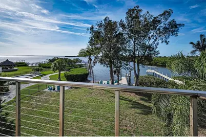 1626 Sea Breeze Drive, Tarpon Springs, FL 34689 - Photo 1