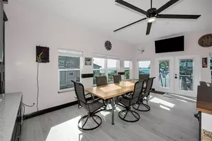 1626 Seabreeze Dr, Tarpon Springs, FL 34689 - Photo 51