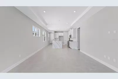 574 Hammock Oaks Boulevard, Lady Lake, FL 32159 - Photo 3