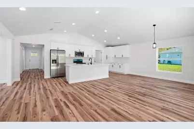 8130 Ridge Road, Weeki Wachee, FL 34613 - Photo 5