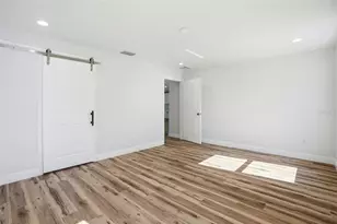 8130 Ridge Rd, Weeki Wachee, FL 34613 - Photo 31