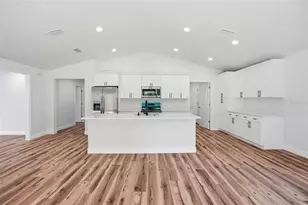 8130 Ridge Rd, Weeki Wachee, FL 34613 - Photo 25