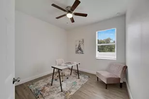 3706 Wiggins Leaf St, Tampa, FL 33619 - Photo 27