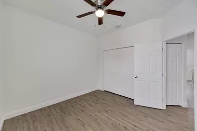 3706 Wiggins Leaf Street, Tampa, FL 33619 - Photo 31