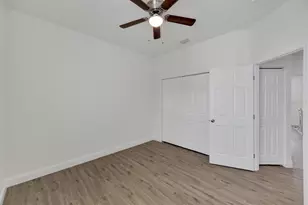 3706 Wiggins Leaf St, Tampa, FL 33619 - Photo 31