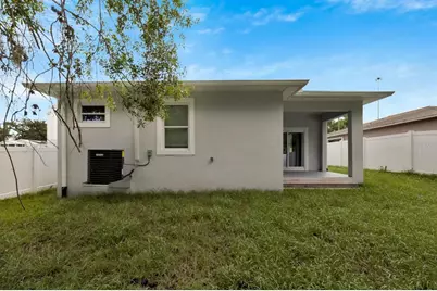 3706 Wiggins Leaf Street, Tampa, FL 33619 - Photo 41