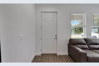 3706 Wiggins Leaf Street, Tampa, FL 33619 - Photo 5