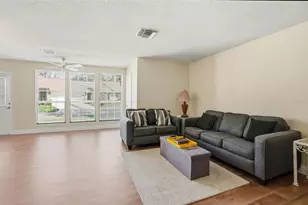 6575 Brambleleaf Dr, Spring Hill, FL 34606 - Photo 5