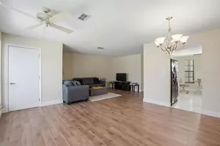 6575 Brambleleaf Dr, Spring Hill, FL 34606 - Photo 15