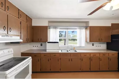 18749 US Highway 41, Spring Hill, FL 34610 - Photo 17