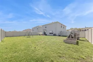 37092 Kings Crown Dr, Zephyrhills, FL 33541 - Photo 39