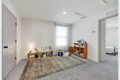 37092 Kings Crown Drive, Zephyrhills, FL 33541 - Photo 19