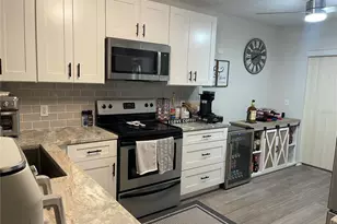 7900 Hardwick Dr, New Port Richey, FL 34653 - Photo 9