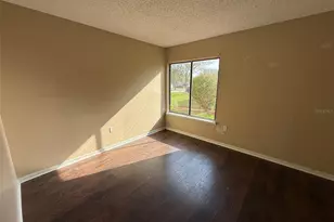 9085 Heather Blvd, Weeki Wachee, FL 34613 - Photo 9