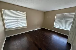 9085 Heather Blvd, Weeki Wachee, FL 34613 - Photo 11