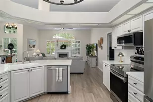 10139 Highcrest Ln, New Port Richey, FL 34654 - Photo 11