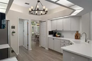 10139 Highcrest Ln, New Port Richey, FL 34654 - Photo 13