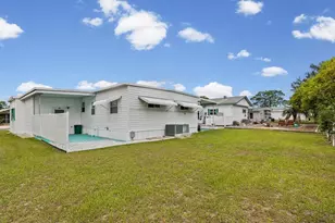 7366 1st Loop Ave, Brooksville, FL 34613 - Photo 11