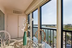 10355 Paradise Blvd, Treasure Island, FL 33706 - Photo 23