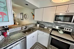 6433 Tina Dr, New Port Richey, FL 34653 - Photo 5