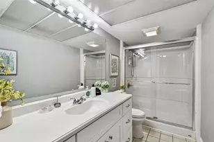 5005 Puritan Rd, Tampa, FL 33617 - Photo 13